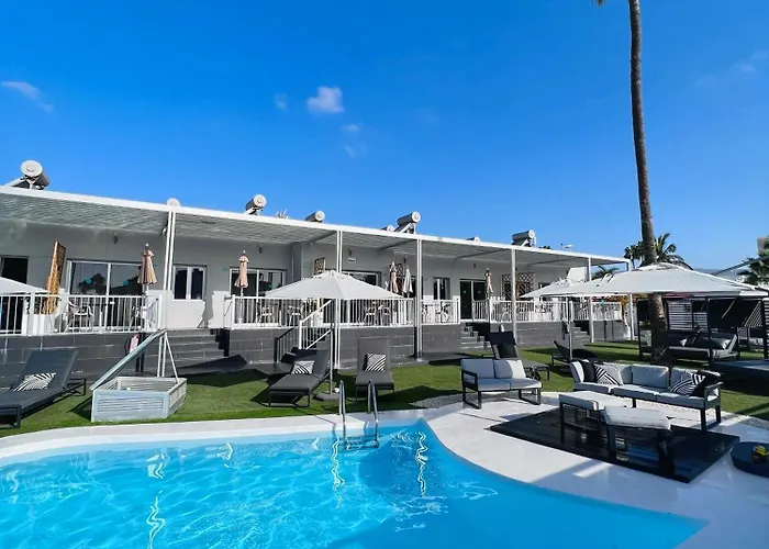 Tajinaste Beach Gay Men Only *